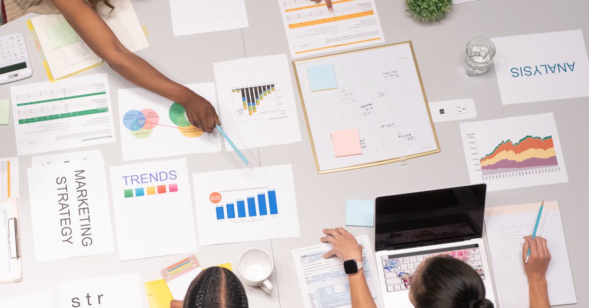 What is an online reputation management strategy?